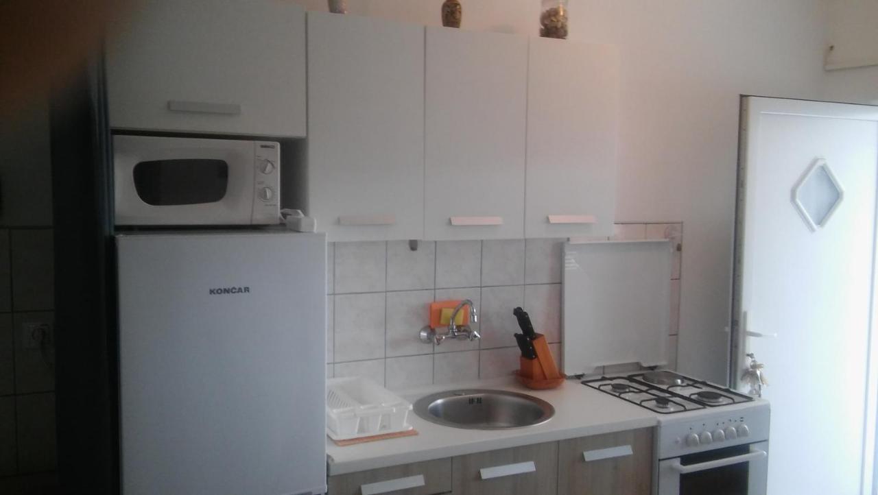 Veldic Apartments Tisno Exterior photo