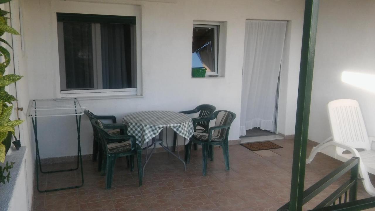 Veldic Apartments Tisno Exterior photo